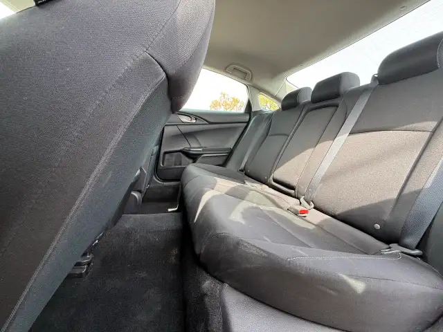 2018 Honda Civic LX - Photo 13