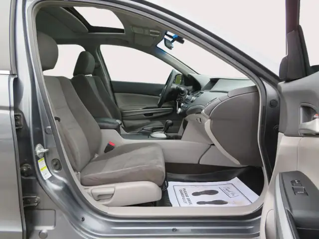 2009 Honda Accord 4dr V6 Auto EX - Photo 9