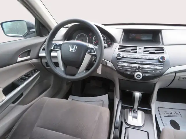 2009 Honda Accord 4dr V6 Auto EX - Photo 12