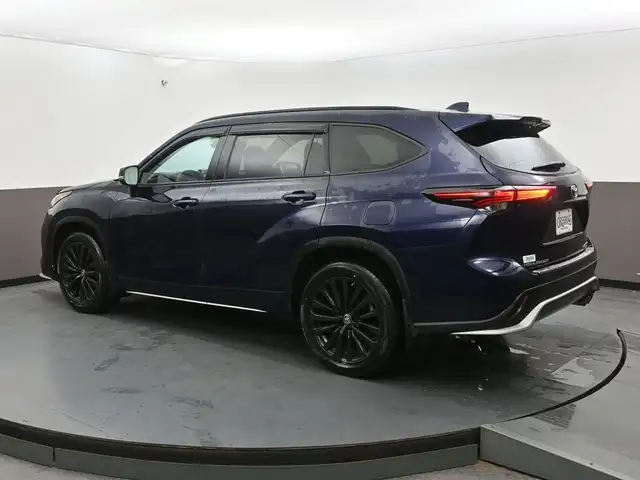 2024 Toyota Highlander XSE LOW MILEAGE! SUNROOF, LEATHER, NAVIGA - Photo 35