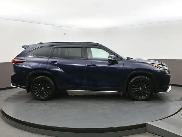 2024 Toyota Highlander XSE LOW MILEAGE! SUNROOF, LEATHER, NAVIGA - Photo 38