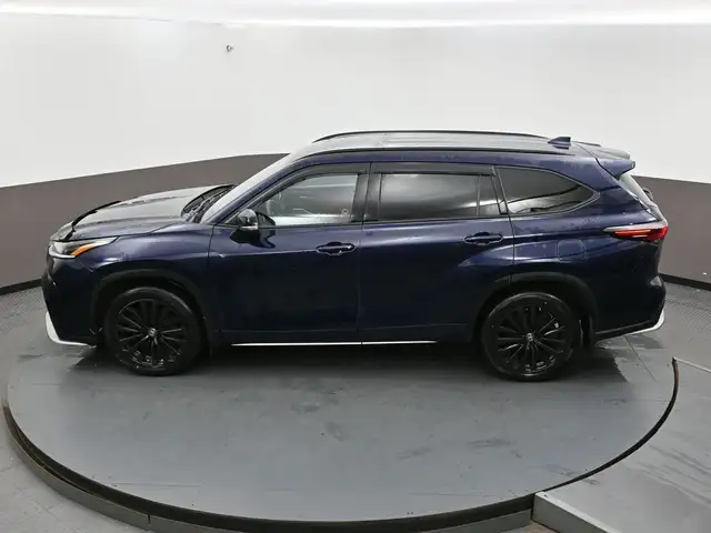 2024 Toyota Highlander XSE LOW MILEAGE! SUNROOF, LEATHER, NAVIGA - Photo 50