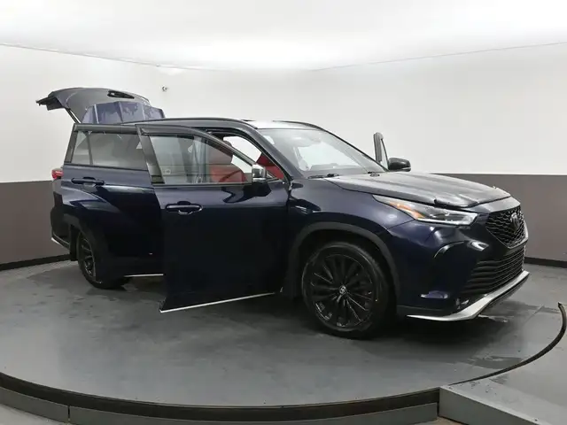 2024 Toyota Highlander XSE LOW MILEAGE! SUNROOF, LEATHER, NAVIGA - Photo 56