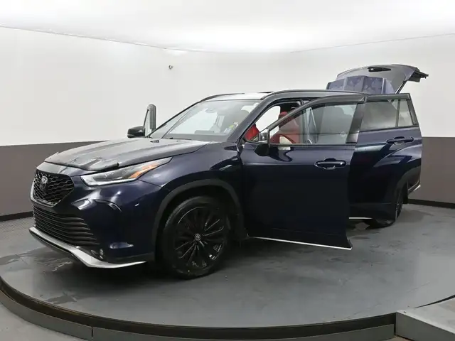 2024 Toyota Highlander XSE LOW MILEAGE! SUNROOF, LEATHER, NAVIGA - Photo 58