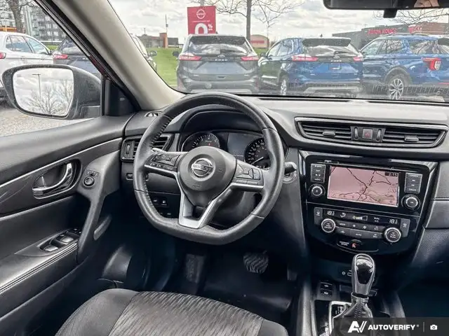 2020 Nissan Rogue - Photo 11