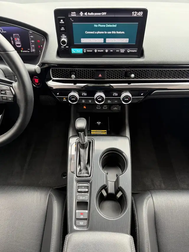 2022 Honda Civic Touring - Photo 12