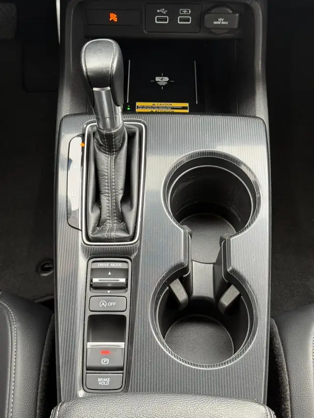 2022 Honda Civic Touring - Photo 13