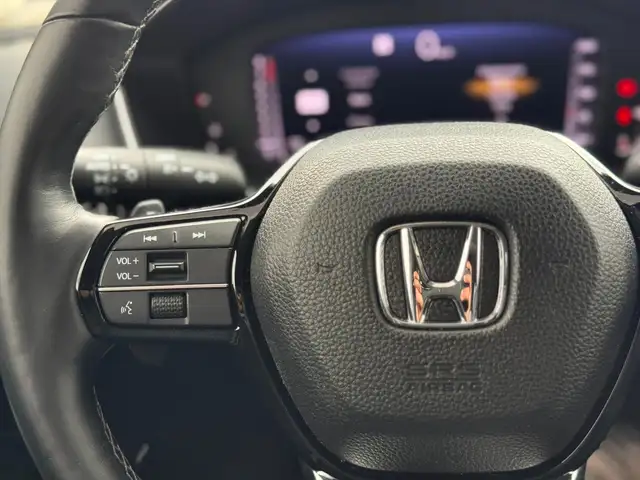 2022 Honda Civic Touring - Photo 16