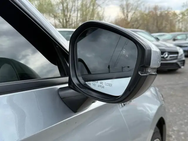 2022 Honda Civic Touring - Photo 26