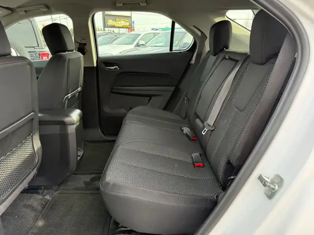 2017 CHEVROLET EQUINOX LS AWD - Photo 8
