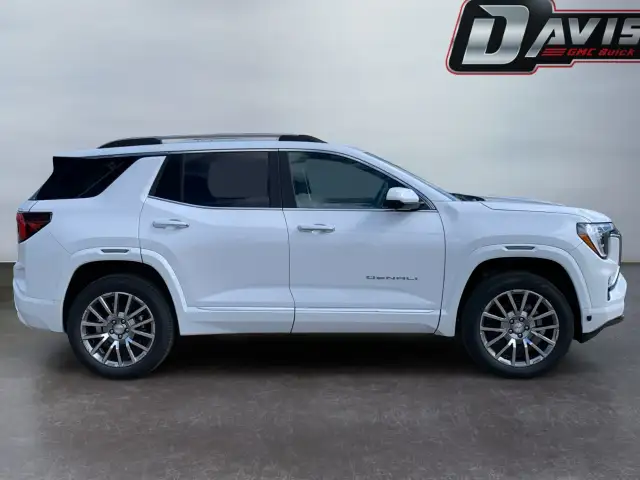 2026 GMC Terrain - Photo 4
