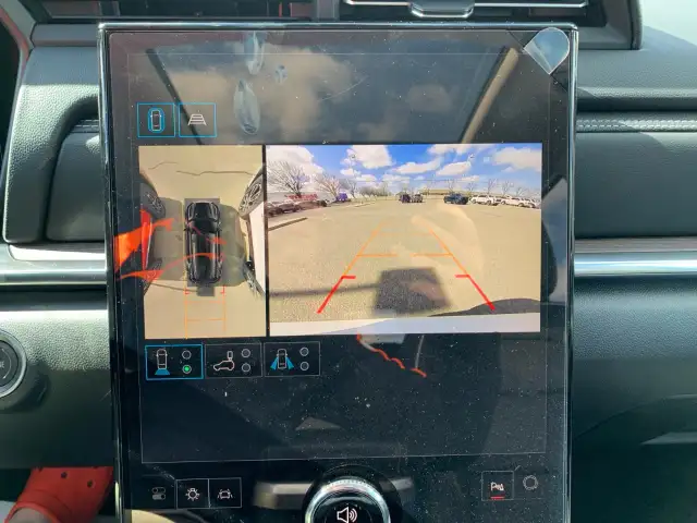 2026 GMC Terrain - Photo 18