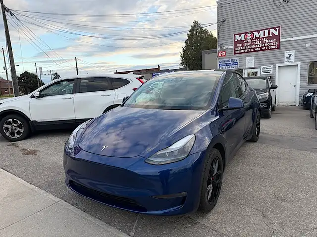 2023 Tesla Model Y Performance AWD - Photo 3