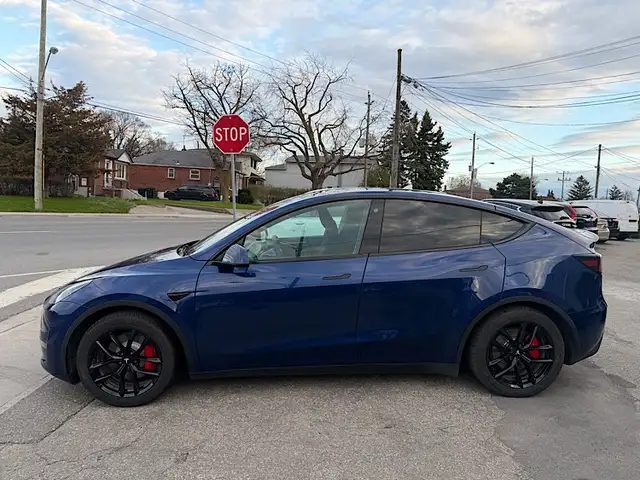2023 Tesla Model Y Performance AWD - Photo 4