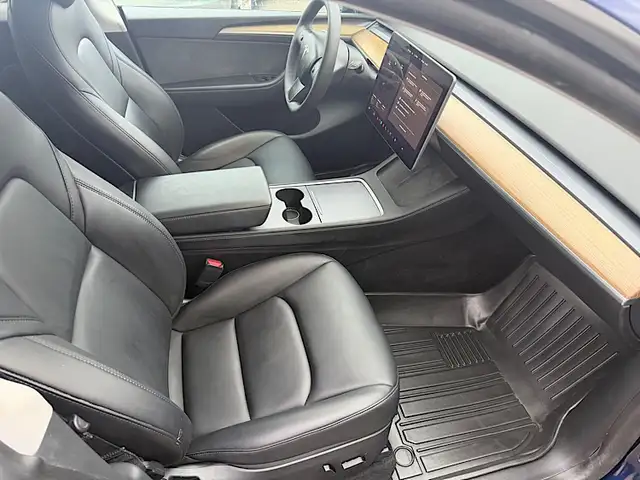 2023 Tesla Model Y Performance AWD - Photo 12
