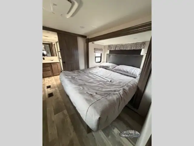 2021 Forest River RV Sandpiper 391FLRB - Photo 11