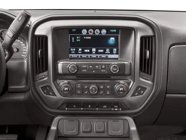 2018 Chevrolet Silverado 1500 - Photo 7