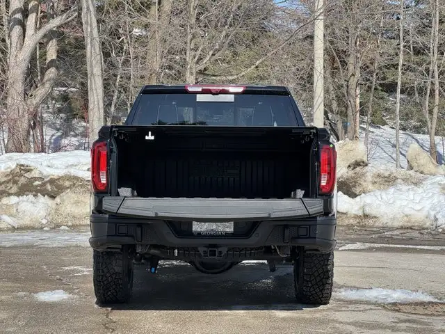 2026 GMC Sierra 1500 AT4- Technology Pkg - Power Sunroof - Photo 17