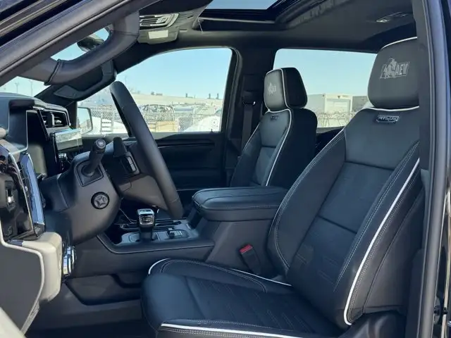 2026 GMC Sierra 1500 AT4- Technology Pkg - Power Sunroof - Photo 23