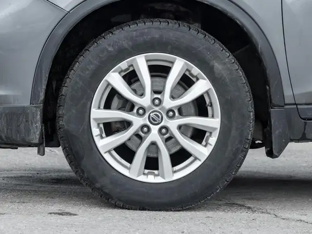 2020 Nissan Rogue SV ALLWHEEL DRIVE/ PANORAMIC ROOF/ BAKCUP CAME - Photo 4