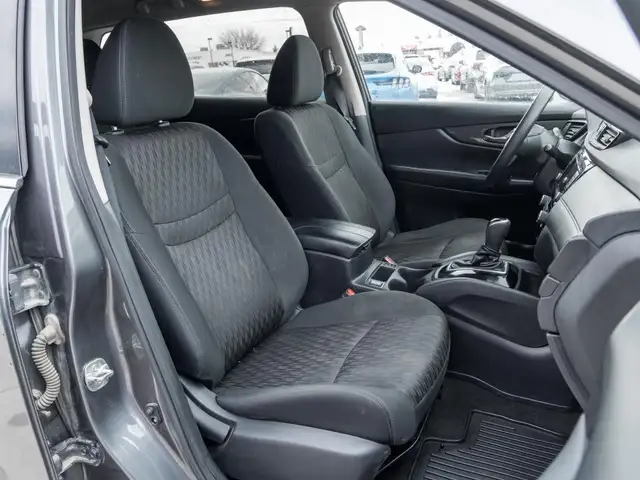 2020 Nissan Rogue SV ALLWHEEL DRIVE/ PANORAMIC ROOF/ BAKCUP CAME - Photo 19