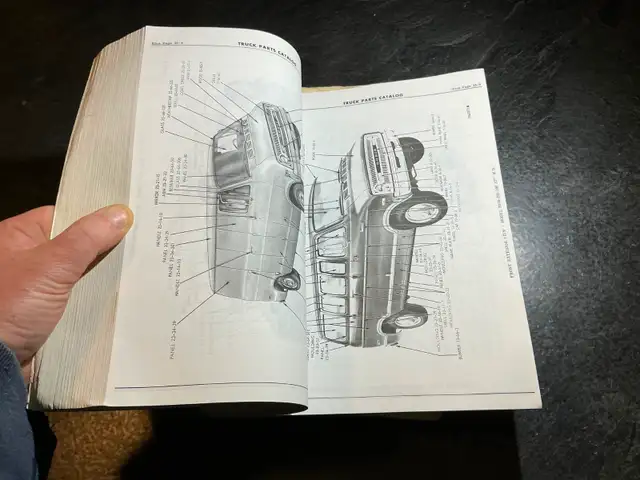 1969-1971 Dodge & Fargo Truck Parts Book Van A100 A108 D100 D200 - Photo 3