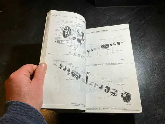 1969-1971 Dodge & Fargo Truck Parts Book Van A100 A108 D100 D200 - Photo 6