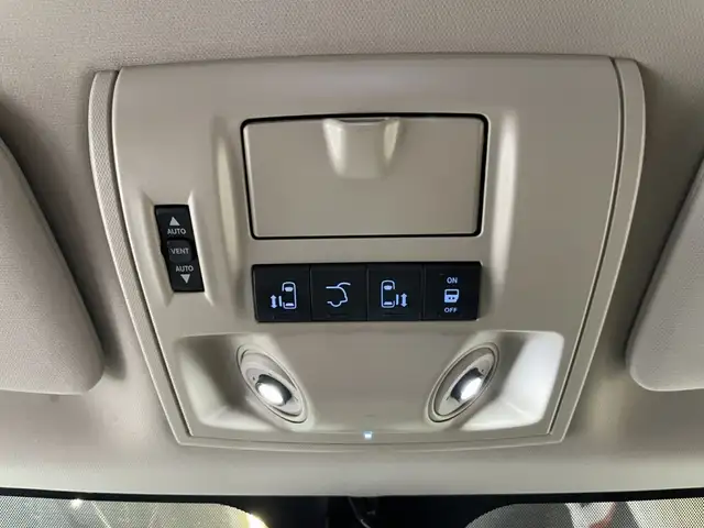 2016 Chrysler Town & Country Limitée - Photo 29