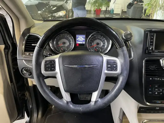 2016 Chrysler Town & Country Limitée - Photo 30