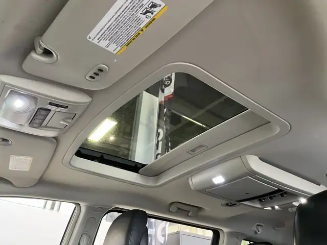2016 Chrysler Town & Country Limitée - Photo 33