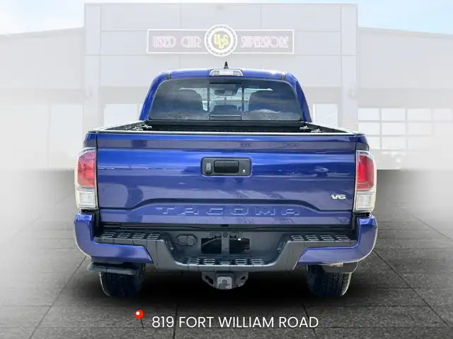 2023 Toyota Tacoma - Photo 6