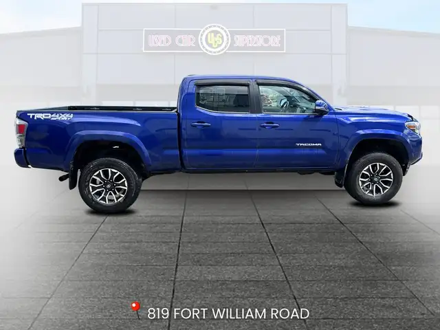 2023 Toyota Tacoma - Photo 8