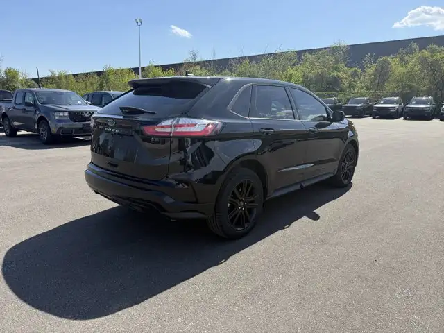 2022 Ford Edge ST Line - Photo 6