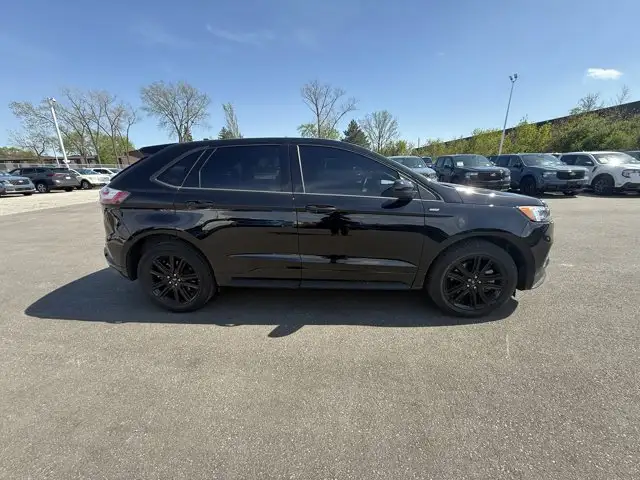 2022 Ford Edge ST Line - Photo 7