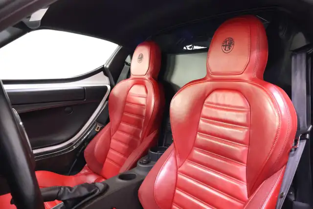 2015 Alfa Romeo 4C | LOW MILEAGE | RED LEATHER SEATS - Photo 15