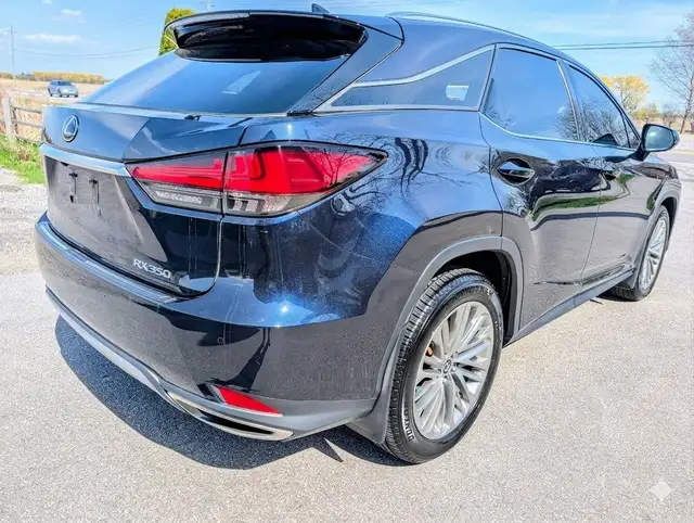 2021 Lexus RX 350 Executive Package AWD | Sun-roof! | Lane-assis - Photo 4
