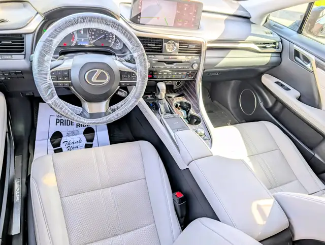 2021 Lexus RX 350 Executive Package AWD | Sun-roof! | Lane-assis - Photo 10