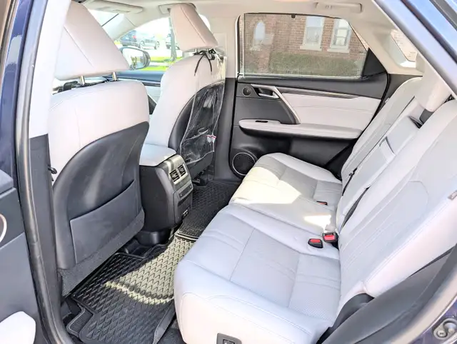 2021 Lexus RX 350 Executive Package AWD | Sun-roof! | Lane-assis - Photo 12