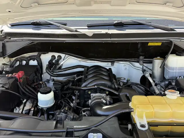 2013 Nissan NV3500 V6 High Roof Service Van - Photo 50