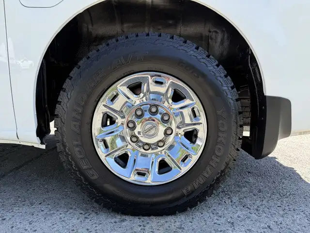 2013 Nissan NV3500 V6 High Roof Service Van - Photo 61
