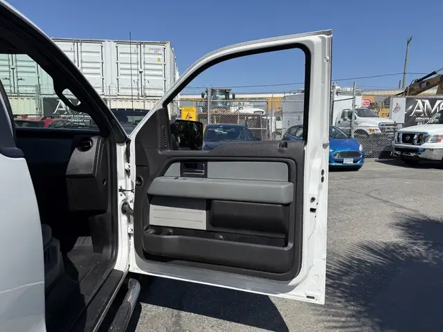 2014 Ford F-150 Regular Cab 6.5 Foot Box Pickup - Photo 29