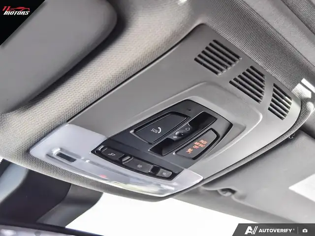 2017 BMW 3-Series 320i xDrive Sedan | NO ACCIDENTS - Photo 22
