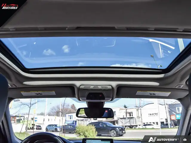 2017 BMW 3-Series 320i xDrive Sedan | NO ACCIDENTS - Photo 26