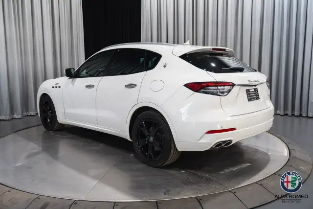 2023 Maserati Levante - Photo 3