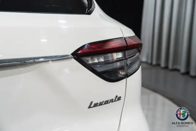 2023 Maserati Levante - Photo 12