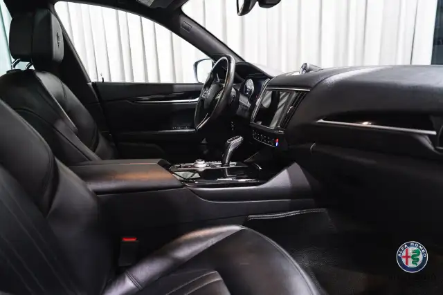 2023 Maserati Levante - Photo 24