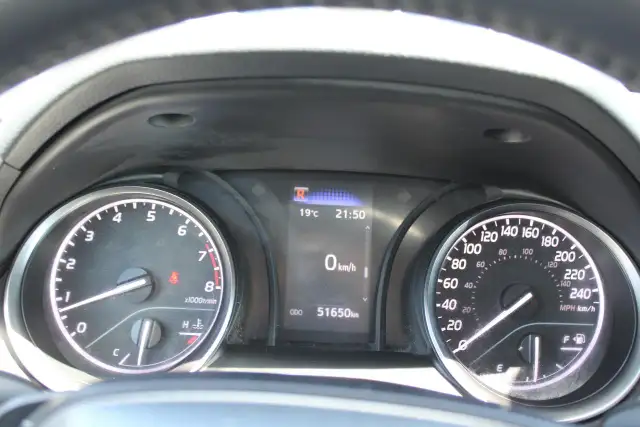 2024 Toyota Camry SE Auto - Photo 11