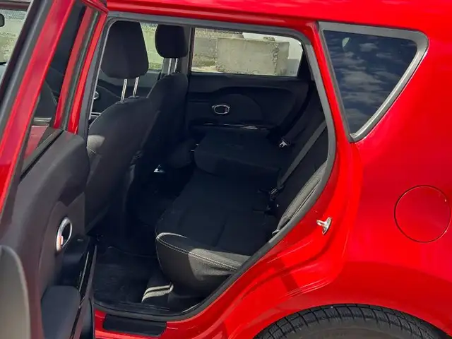 2016 KIA SOUL EX EDITION | HEATED SEATS | GREAT SHAPE - Photo 12