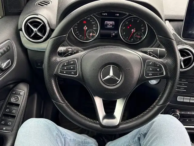 2018 MERCEDES-BENZ B-CLASS B 250 SPORT 4MATIC | CLEAN CARFAX - Photo 7