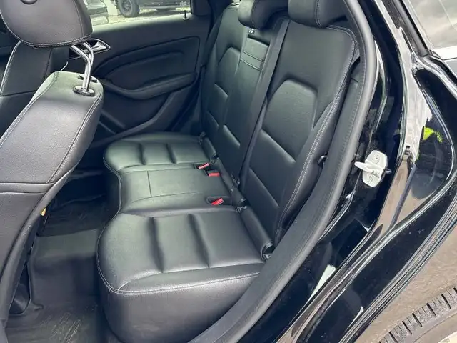 2018 MERCEDES-BENZ B-CLASS B 250 SPORT 4MATIC | CLEAN CARFAX - Photo 12